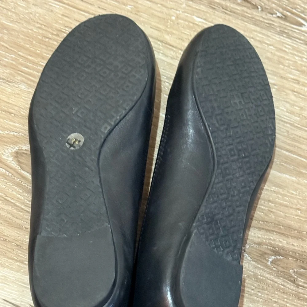 NWOT Tory Burch Black and Silver Flats with Iconic Logo - Picture 5 of 5